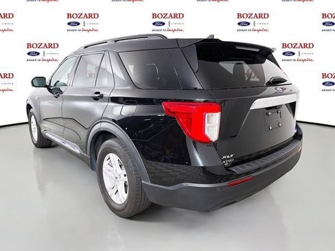 Used 2021 Ford Explorer XLT RWD image 6