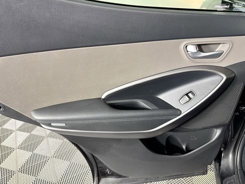 Used 2017 Hyundai Santa Fe Sport image 26