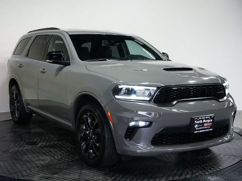 Used 2023 Dodge Durango GT AWD/4WD image 3