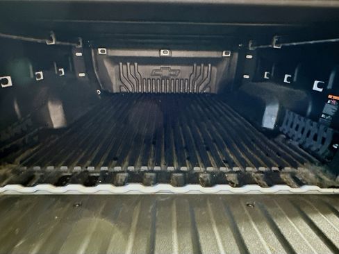 Used 2023 Chevrolet Silverado 1500 LT image 27