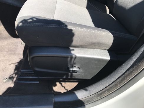 Used 2018 Dodge Charger SXT RWD image 15