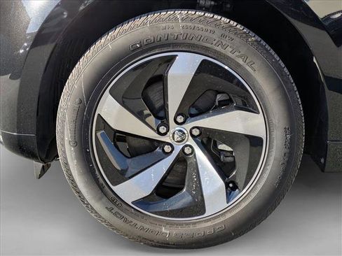 Used 2025 Jaguar F-PACE R-Dynamic S image 25