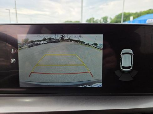 Used 2023 Kia Telluride S AWD/4WD image 32