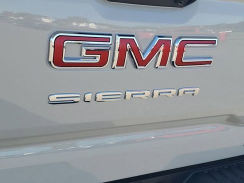 New 2026 GMC Sierra 1500 SLE image 26