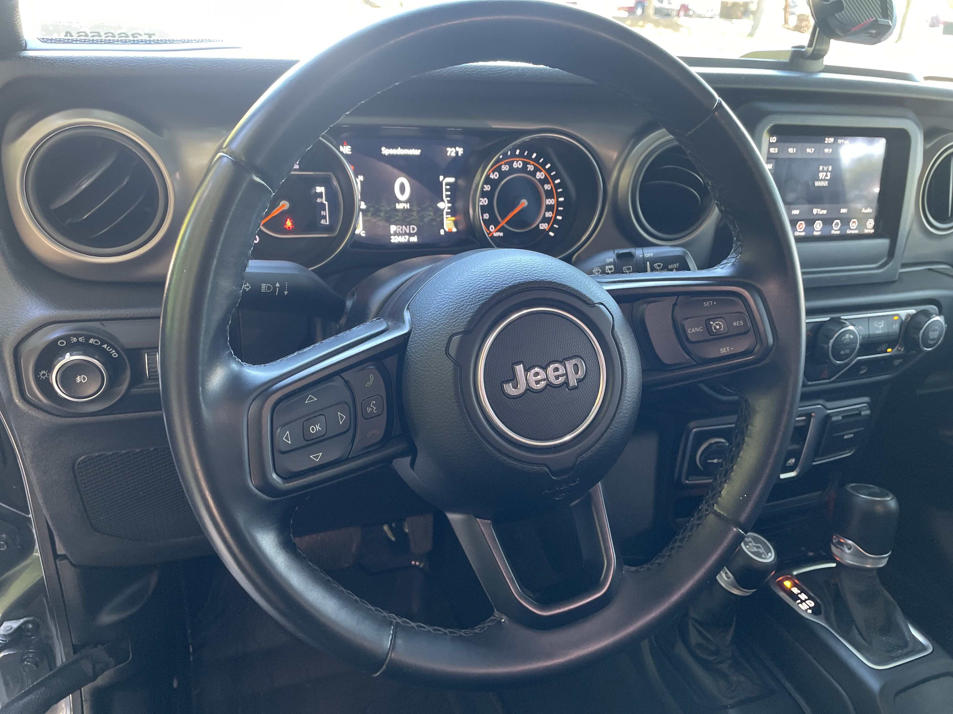 Used 2020 Jeep Wrangler Sport AWD/4WD image 17