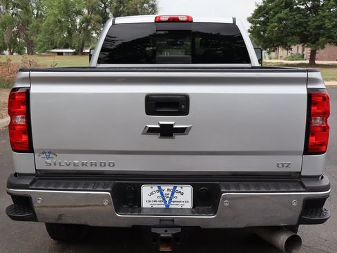 Used 2019 Chevrolet Silverado 2500 LTZ w/ Duramax Plus Package AWD/4WD image 6