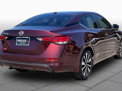 Used 2025 Nissan Sentra SV w/ SV Premium Package FWD image 13