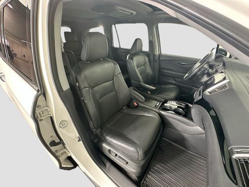 Used 2018 Honda Pilot Elite image 33