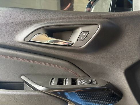 Used 2024 Chevrolet Trax RS w/ Sunroof Package image 20