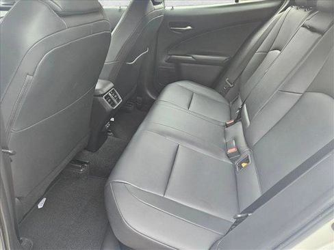 Used 2021 Lexus UX 250h UX 250h image 18