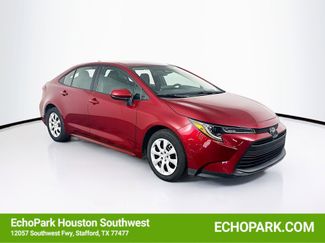 Used 2025 Toyota Corolla LE video 1