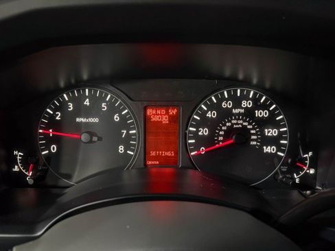 Used 2019 Nissan NV 3500 SL image 29