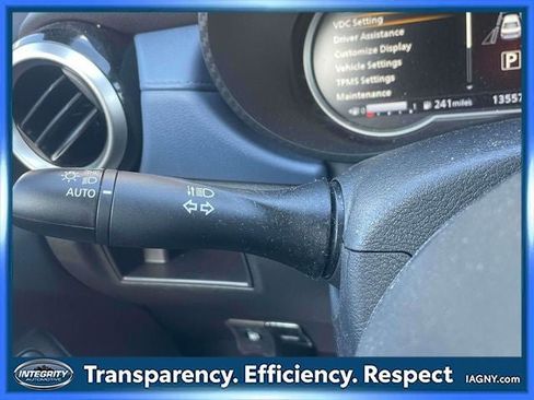 Used 2025 Nissan Versa SV w/ Trunk Package FWD image 24