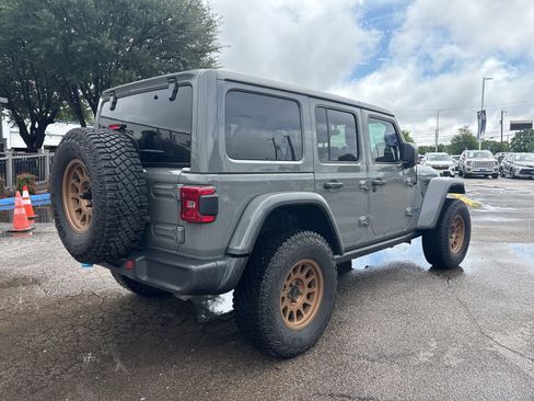 Used 2023 Jeep Wrangler Unlimited Rubicon 4xe AWD/4WD image 3