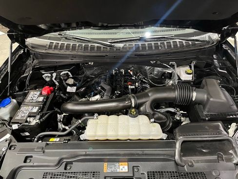 Certified 2025 Ford Expedition Max Platinum image 7