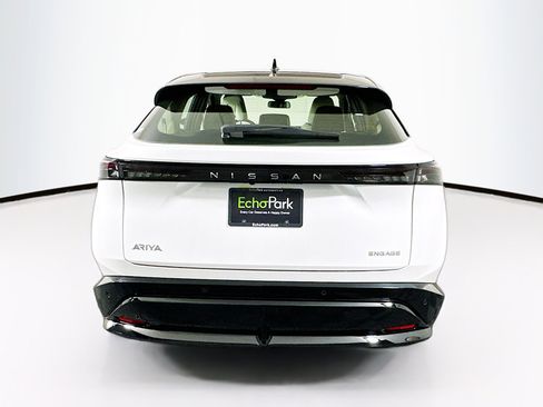 Used 2023 Nissan Ariya FWD image 7