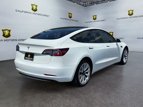 Used 2023 Tesla Model 3 Standard Range RWD image 5