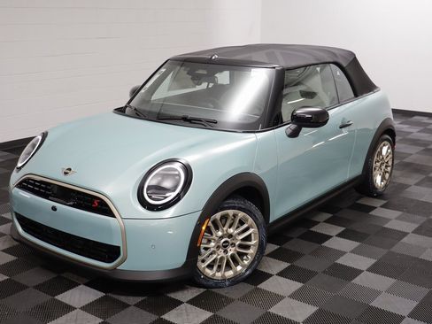 New 2026 MINI Cooper S image 2