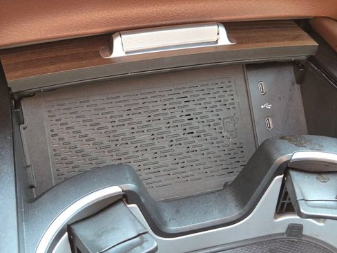 Used 2026 Mercedes-Benz GLE 450 4MATIC image 6