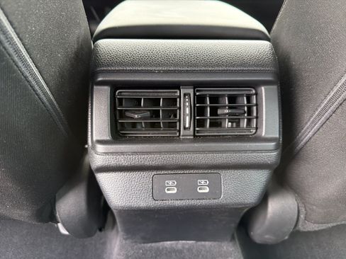 Used 2025 Honda Accord SE image 11