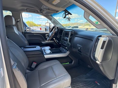Used 2016 Chevrolet Silverado 2500 LTZ w/ Z71 Package, Off-Road AWD/4WD image 5