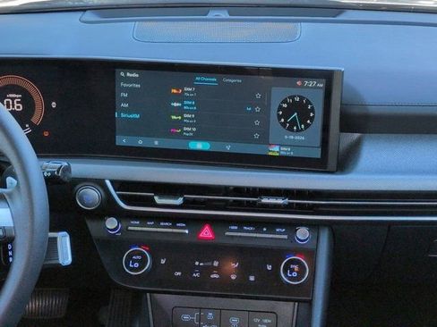 Used 2025 Hyundai Sonata SEL FWD image 16