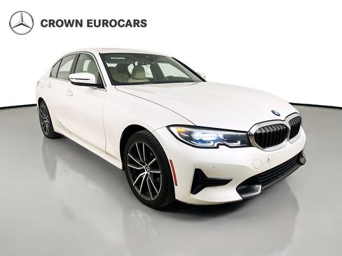 Used 2021 BMW 330i xDrive Sedan image 4
