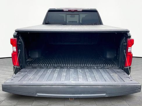 Used 2023 Chevrolet Silverado 1500 High Country w/ High Country Premium Package AWD/4WD image 7
