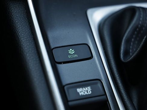 Used 2019 Honda Accord Sport image 40