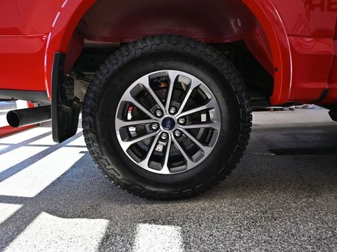 Used 2020 Ford F150 XLT w/ Equipment Group 302A Luxury AWD/4WD image 19