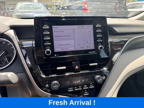 Used 2024 Toyota Camry LE FWD image 7