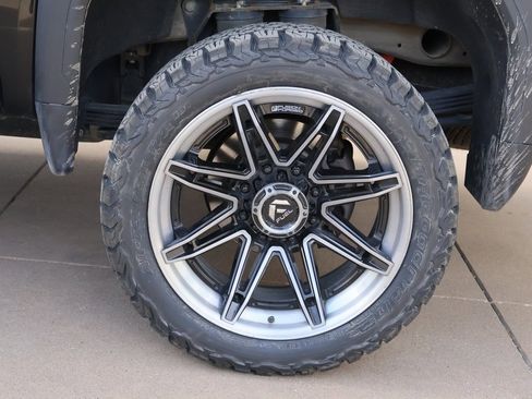 Used 2024 GMC Sierra 2500 AT4 w/ AT4 Premium Plus Package image 43