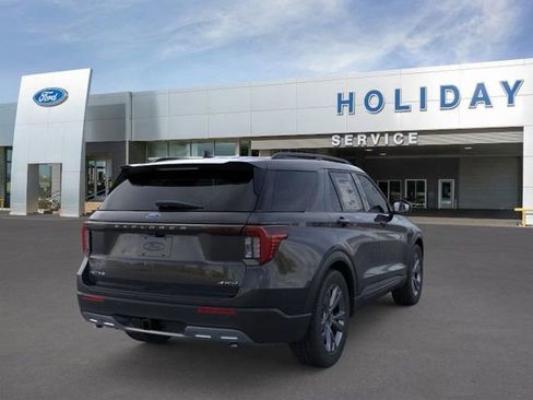 New 2026 Ford Explorer Active image 8