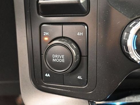 Used 2021 Ford F150 Lariat AWD/4WD image 26