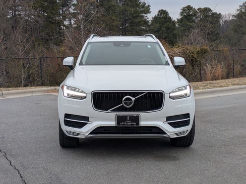 Used 2018 Volvo XC90 T6 Momentum w/ Convenience Package image 2