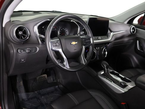 Used 2024 Chevrolet Blazer LT FWD image 27
