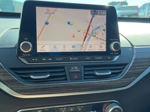 Used 2019 Nissan Altima 2.5 SL FWD image 46