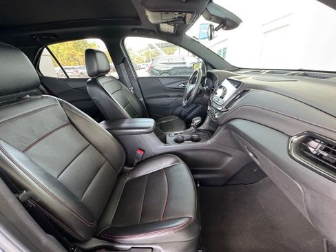 Used 2023 Chevrolet Equinox RS w/ RS Leather Package image 16