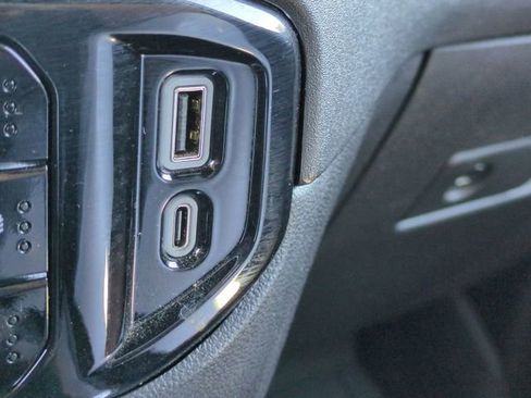 Used 2025 Chevrolet Silverado 2500 High Country w/ Technology Package image 23