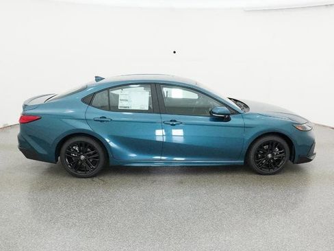 New 2026 Toyota Camry SE image 11