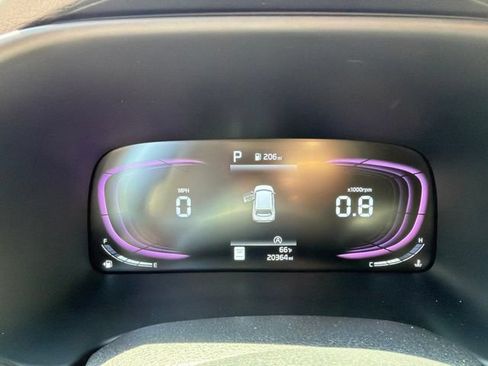 Certified 2025 Kia Soul LX w/ LX Technology Package FWD image 14