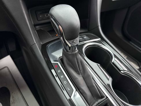 Certified 2022 Chevrolet Equinox Premier FWD image 21