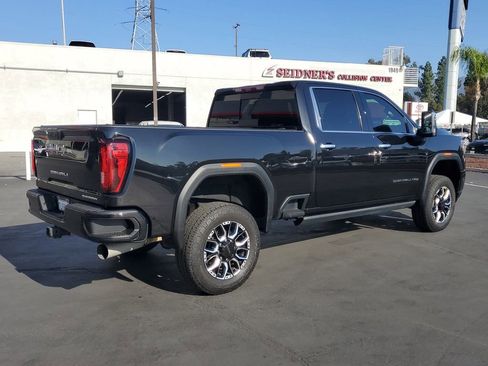 Used 2022 GMC Sierra 2500 Denali w/ Denali Ultimate Package image 3