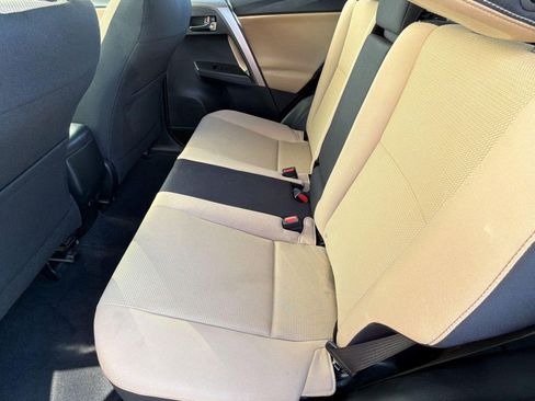 Used 2018 Toyota RAV4 XLE image 15