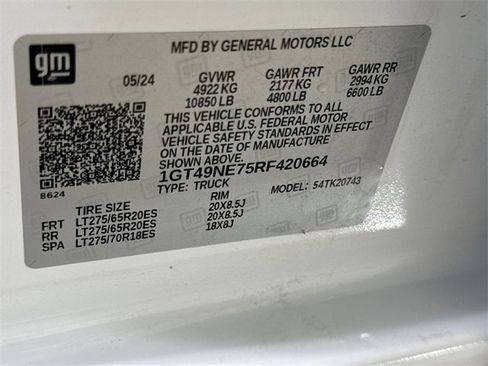 Used 2024 GMC Sierra 2500 SLT w/ SLT Convenience Package image 34