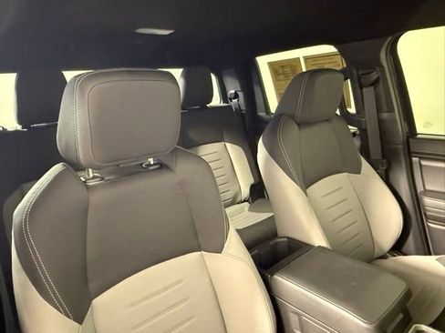 Used 2024 Toyota Tacoma TRD Sport image 57