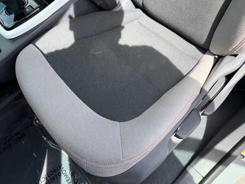 Used 2021 Chevrolet Bolt LT image 19