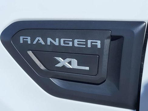 Used 2023 Ford Ranger XL image 11