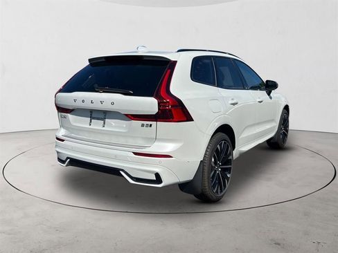 New 2026 Volvo XC60 B5 Ultra w/ Protection Package Premier AWD/4WD image 5