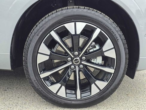 Used 2026 Volvo XC60 B5 Plus w/ Protection Package Premier AWD/4WD image 9